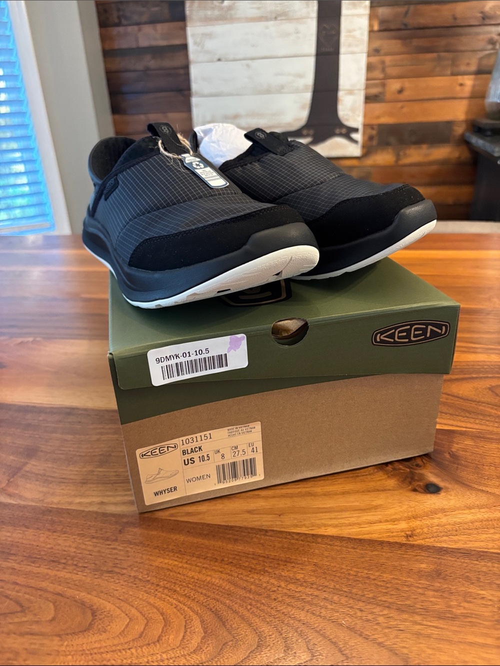 NWT New Keen Black Whyser Slip On Womens Shoes Size 10.5
